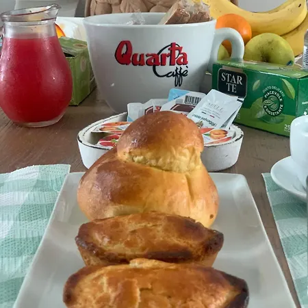 Passione Salento Couette-café Surbo