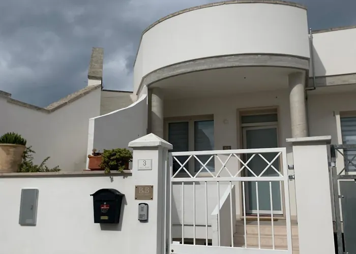 Passione Salento B&B 수르보